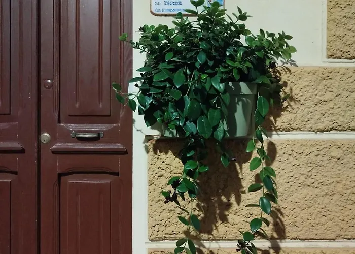 - Domus Nettuno 公寓 伊格莱西亚斯